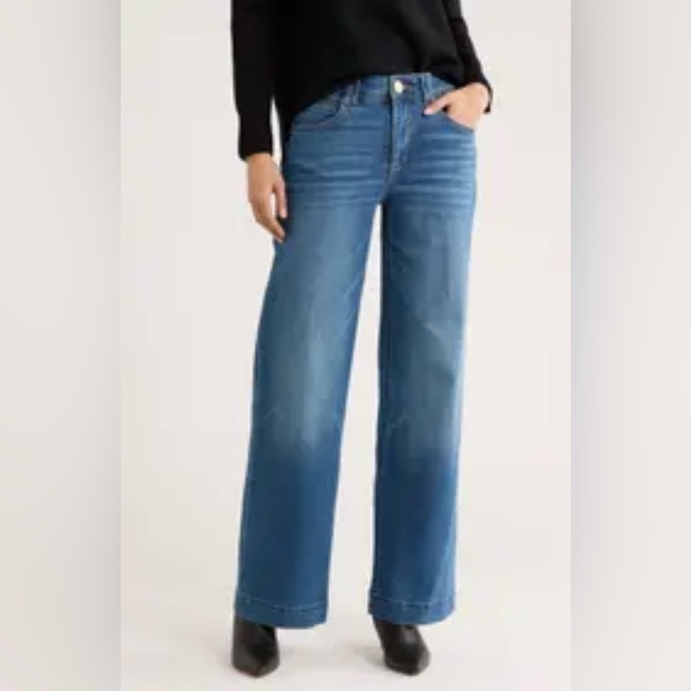 Democracy Women's Straight Leg Jeans - Blue